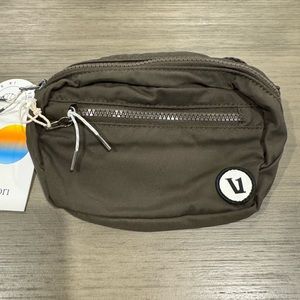 FINAL SALE / LAST DAY! NWT Vuori Hip Pack